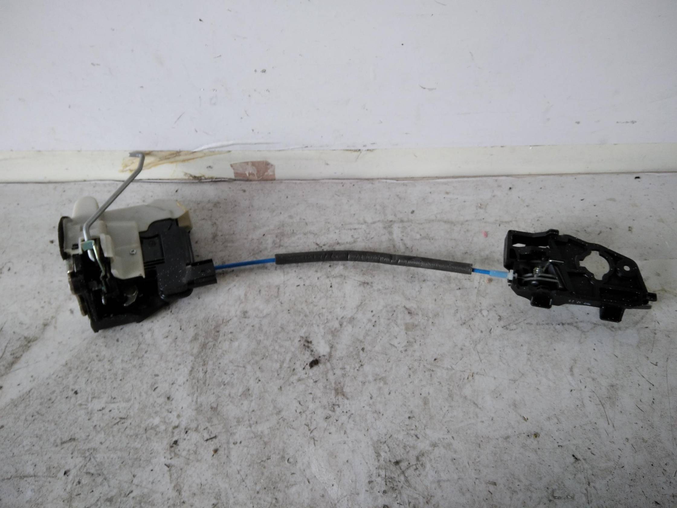 Serratura porta post. sx.